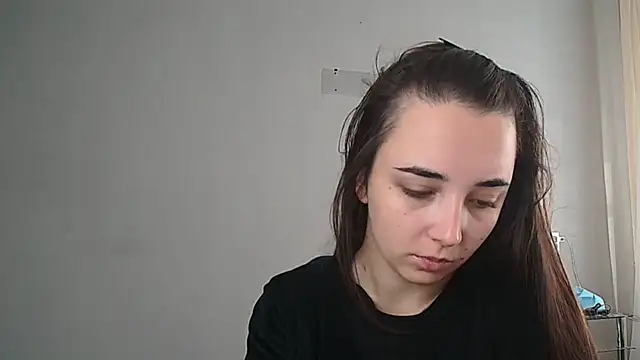 Snapshot of Eva_Gloryy chatting on 11-03-25, 11:44 Eva Gloryy online show from 11-03-25, 11:44