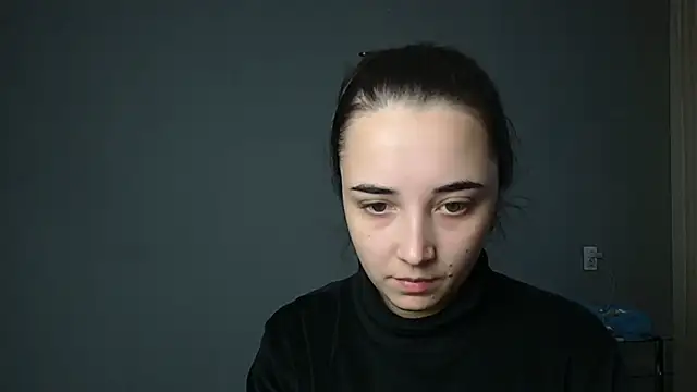 Snapshot of Eva_Gloryy chatting on 11-24-25, 01:22 Eva Gloryy online show from 11-24-25, 01:22