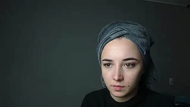 Snapshot of Eva_Gloryy chatting on 11-28-25, 12:08 Eva Gloryy online show from 11-28-25, 12:08