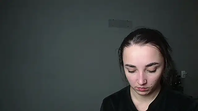 Snapshot of Eva_Gloryy chatting on 02-10-26, 08:57 Eva Gloryy online show from 02-10-26, 08:57