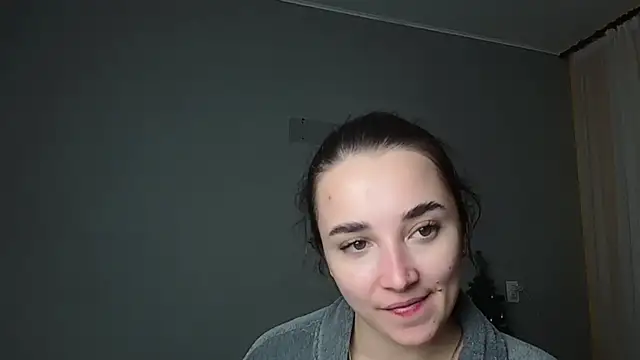 Snapshot of Eva_Gloryy chatting on 02-16-26, 04:14 Eva Gloryy online show from 02-16-26, 04:14