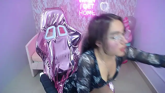 kassandra ch  online show from 01-29-25, 04:19