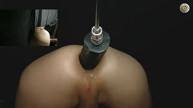Snapshot of SaucingTunnel69 chatting on 02-03-25, 11:05 SaucingTunnel69 online show from 02-03-25, 11:05