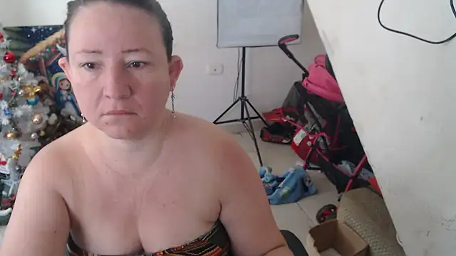 Yohis Kiut25 online show from 11-22-25, 05:01