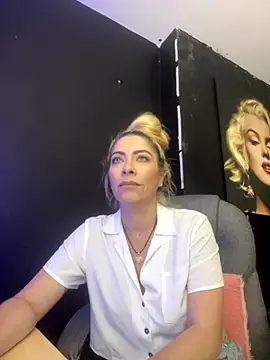 viktoria davis  online show from 12-05-25, 12:19