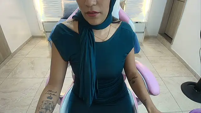 Zulema hamdi online show from 02-06-25, 07:18