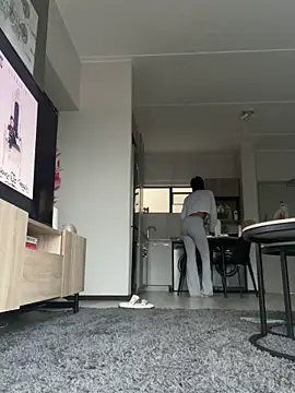 Go Meg online show from 12-20-25, 04:47