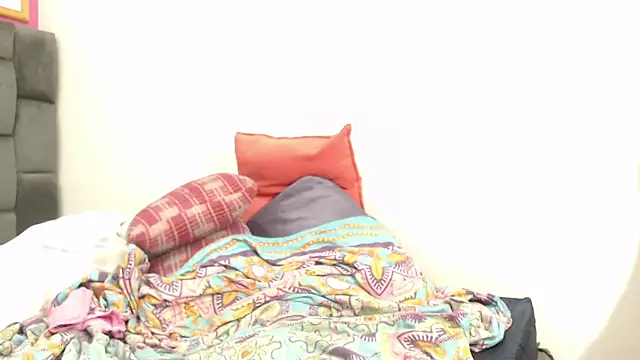 Snapshot of Lola_Honney chatting on 01-21-25, 12:36 Lola Honney online show from 01-21-25, 12:36