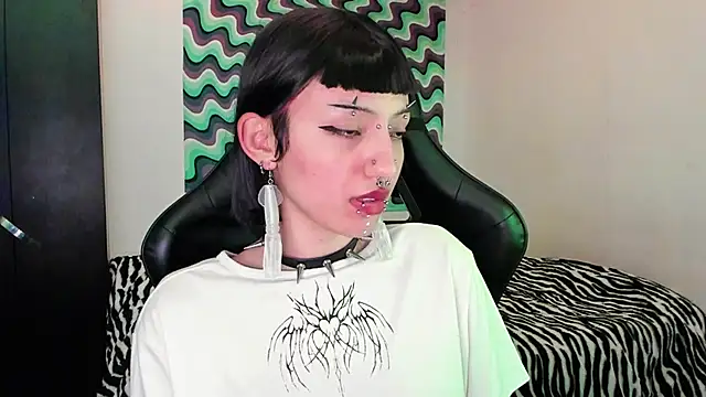 roxy toxic online show from 03-15-25, 03:07