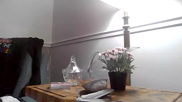 yourcourage1 online show from 10-26-25, 01:22