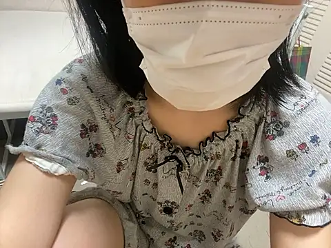 riri riri jp online show from 09-10-25, 11:43