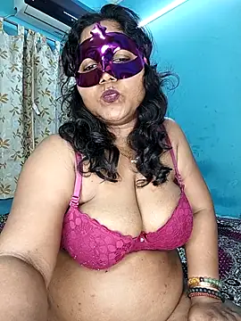 Snapshot of hevensex143 chatting on 01-06-26, 08:12 hevensex143 online show from 01-06-26, 08:12