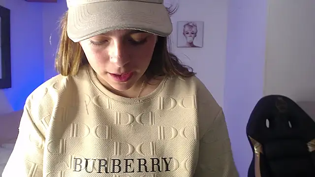 Kitten Cam online show from 12-21-25, 12:12