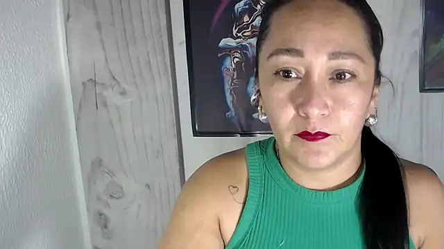 JULIANAWET69 online show from 10-16-25, 12:55