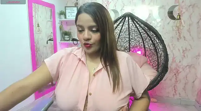 victoria  floyd online show from 01-28-25, 07:42