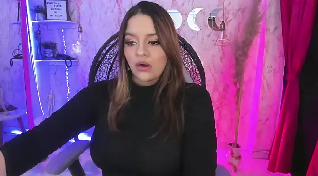 victoria  floyd online show from 02-12-25, 07:35