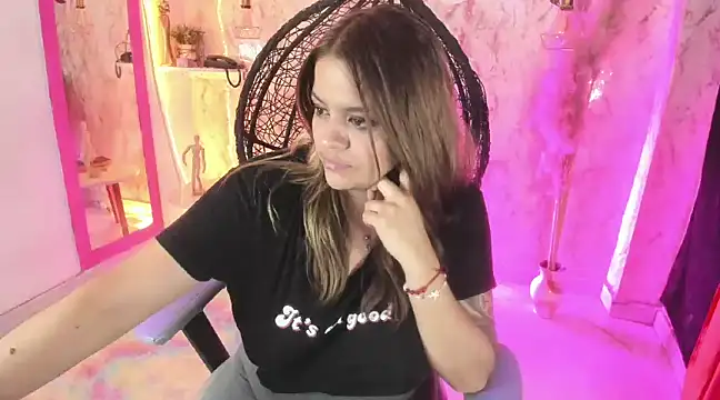 victoria  floyd online show from 02-27-25, 08:50