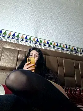 Snapshot of majdolin78 chatting on 02-26-25, 06:54 majdolin78 online show from 02-26-25, 06:54