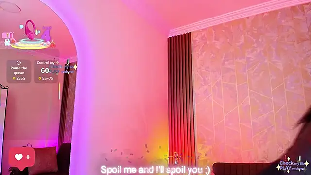 Aurora thomas  1 online show from 02-25-25, 10:47