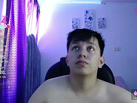 Snapshot of Alan_red chatting on 09-25-25, 03:38 Alan red online show from 09-25-25, 03:38