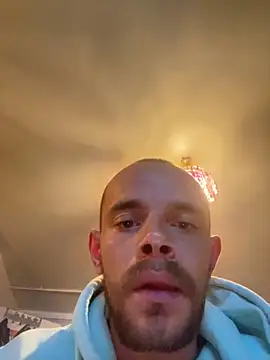 Snapshot of wyattstone chatting on 10-01-25, 10:49 wyattstone online show from 10-01-25, 10:49