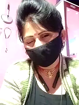 Snapshot of Bhavya_Bhan chatting on 02-06-25, 12:33 Bhavya Bhan online show from 02-06-25, 12:33