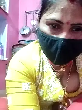Snapshot of Bhavya_Bhan chatting on 02-07-25, 04:06 Bhavya Bhan online show from 02-07-25, 04:06