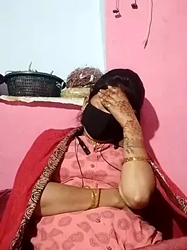 Snapshot of Bhavya_Bhan chatting on 02-19-25, 09:47 Bhavya Bhan online show from 02-19-25, 09:47