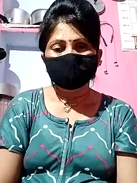 Snapshot of Bhavya_Bhan chatting on 03-03-25, 07:28 Bhavya Bhan online show from 03-03-25, 07:28