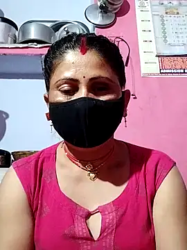 Snapshot of Bhavya_Bhan chatting on 03-04-25, 09:43 Bhavya Bhan online show from 03-04-25, 09:43