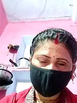 Snapshot of Bhavya_Bhan chatting on 03-05-25, 02:14 Bhavya Bhan online show from 03-05-25, 02:14