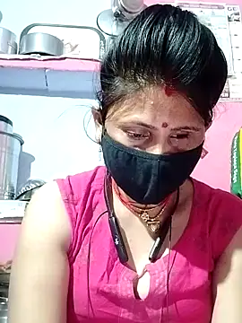 Snapshot of Bhavya_Bhan chatting on 03-08-25, 09:08 Bhavya Bhan online show from 03-08-25, 09:08