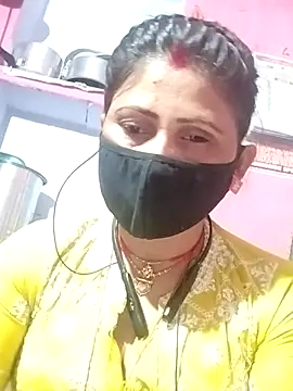 Snapshot of Bhavya_Bhan chatting on 03-10-25, 05:07 Bhavya Bhan online show from 03-10-25, 05:07