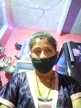 Snapshot of Bhavya_Bhan chatting on 10-23-25, 03:55 Bhavya Bhan online show from 10-23-25, 03:55