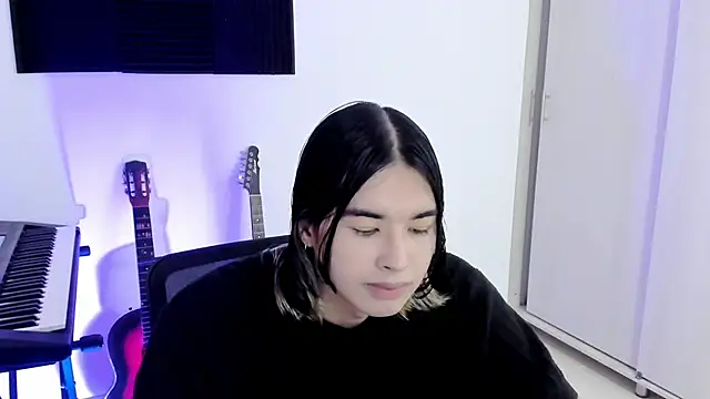 Snapshot of JordiWilld chatting on 10-28-25, 11:40 JordiWilld online show from 10-28-25, 11:40