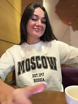 Snapshot of _Vaali_ chatting on 01-24-25, 08:23 Vaali online show from 01-24-25, 08:23