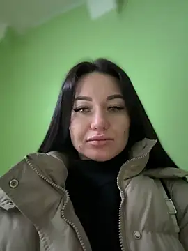 Snapshot of _Vaali_ chatting on 01-25-25, 03:09 Vaali online show from 01-25-25, 03:09