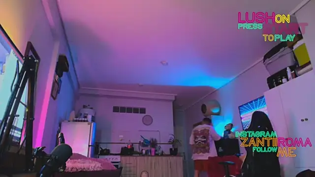 ZRD88 online show from 09-25-25, 02:04