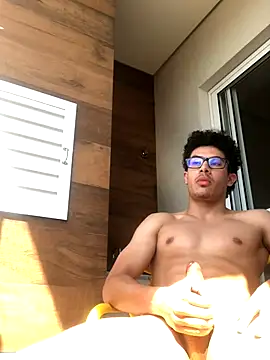 Snapshot of Raphael6996 chatting on 10-05-25, 12:58 Raphael6996 online show from 10-05-25, 12:58