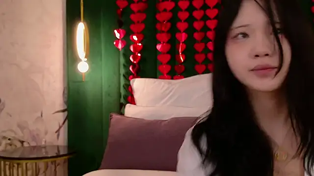 AnneCurtis online show from 02-13-26, 03:02