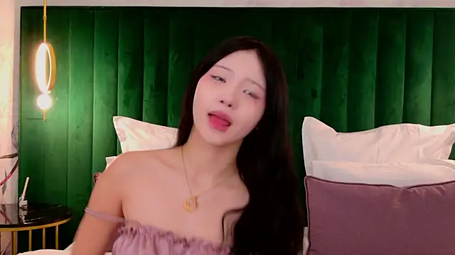 AnneCurtis online show from 02-22-26, 03:07