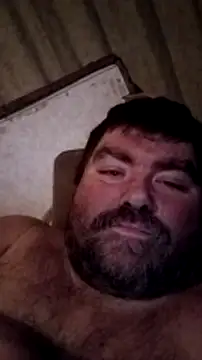 Rcraigue4 online show from 02-04-25, 01:56