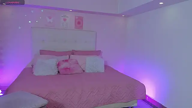 ScarlettDreamss7 online show from 11-02-25, 03:25