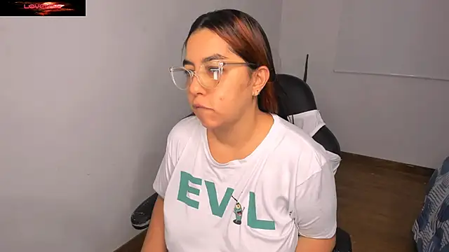 brithany olson25 online show from 02-23-25, 11:11