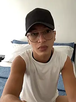 Diegosavage3 online show from 09-17-25, 06:53