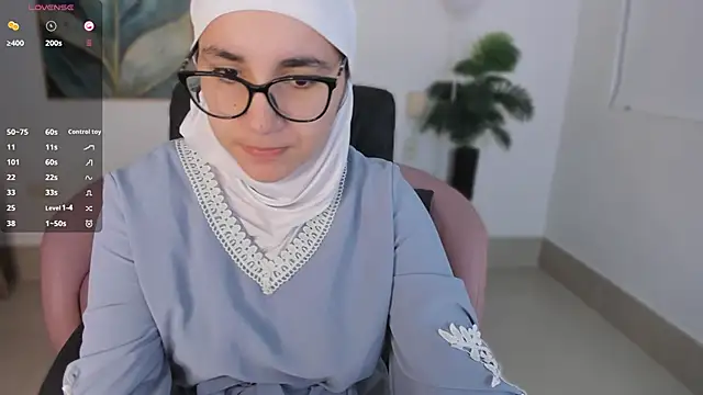 Ayha khalaf online show from 10-07-25, 01:25