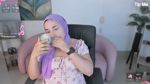 Ayha khalaf online show from 11-19-25, 01:05