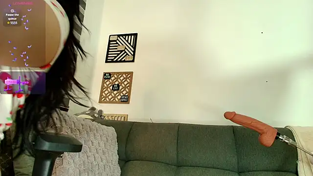 Snapshot of love_sharol_ chatting on 10-15-25, 11:16 love sharol online show from 10-15-25, 11:16