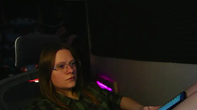 Snapshot of TessaSwans chatting on 01-31-25, 07:18 TessaSwans online show from 01-31-25, 07:18