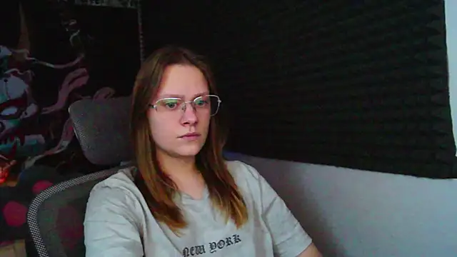 Snapshot of TessaSwans chatting on 02-01-25, 03:28 TessaSwans online show from 02-01-25, 03:28